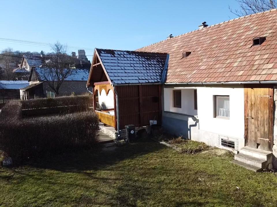 Devenyi Vendeghaz Apartment Csesznek Exterior photo